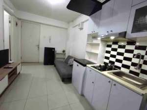 rent 2 bedroom furnished tower flamboyan view pool lokasi di Jakarta Timur, tersedia melalui melalui situs Olx