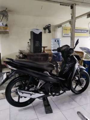 Jual bekas Revo fit thn 2015 cash. Bali dharma motor,lokasi di Kab. Badung