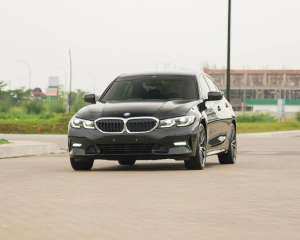 Jual bekas Rider on the Storm BMW 320i Sport 2020 New Model Black 330i c200 x3,lokasi di Jakarta Pusat