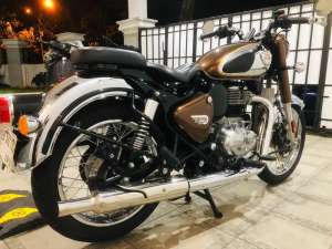 Jual bekas Royal Endfield Clasic Reborn,lokasi di Bogor Kota