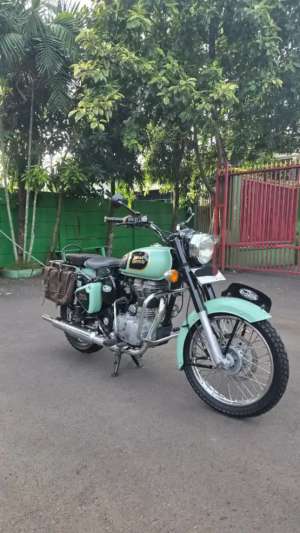 Jual bekas Royal Enfield 350 cc tahun 2016,lokasi di Tangerang Selatan Kota