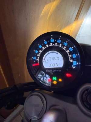 Jual bekas Royal Enfield Super Meteor 650,lokasi di  