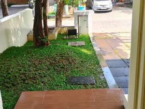 Royal Residence cluster Harewood lokasi di Surabaya Kota, tersedia melalui melalui situs Olx