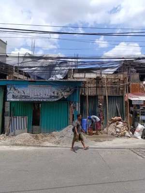 RUKO 3 LANTAI PINGGIR JALAN COCOK UNTUK USAHA lokasi di Jakarta Barat, tersedia melalui melalui situs Olx