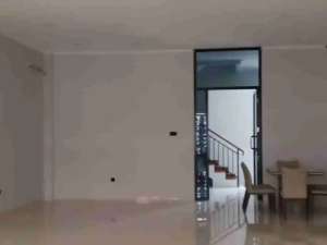 RUKORUMAH DI JL WOTGANDUL DALAM GABAHAN SEMARANG TENGAH lokasi di Semarang Kota, tersedia melalui melalui situs Olx