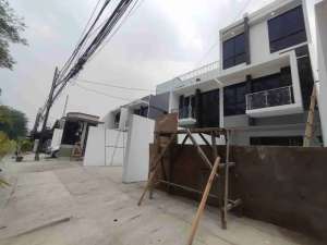 Ruko strategis harga minimalis di jual di cempaka putih percetakan negara lokasi di Jakarta Pusat, tersedia melalui melalui situs Olx