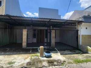 Rumah 1 Lantai Babatan Mukti Wiyung lokasi di Surabaya Kota, tersedia melalui melalui situs Olx