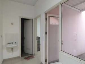 Rumah 1 Lantai Semi Furnished AC di Suvarna Sutera 1KA00011 lokasi di Tangerang Kab., tersedia melalui melalui situs Olx