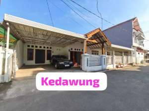 Rumah 2 garasi 3 kamar Kedawung lokasi di Cirebon Kab., tersedia melalui melalui situs Olx