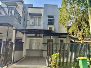 RUMAH 2 LANTAI DEKAT AEON MALL SENTUL CITY lokasi di Bogor Kota, tersedia melalui melalui situs Olx