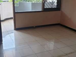 Rumah 2 Lantai Di Batununggal Bandung lokasi di Bandung Kota, tersedia melalui melalui situs Olx