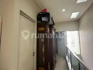 Rumah 2 Lantai Di Buahbatu Regency lokasi di Bandung Kota, tersedia melalui melalui situs Olx