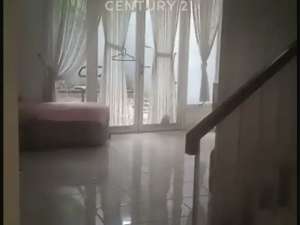 Rumah 2 Lantai Di Cluster Pasadena Deltamas lokasi di Jakarta Pusat, tersedia melalui melalui situs Olx