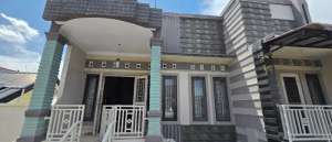 Rumah 2 Lantai Dijual lokasi di Medan Kota, tersedia melalui melalui situs Olx