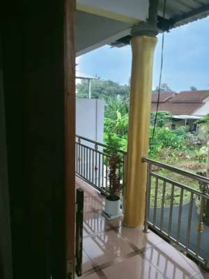 Rumah 2 lantai do kota salatiga lokasi di Salatiga Kota, tersedia melalui melalui situs Olx