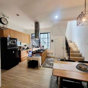 Rumah 2 Lantai Full Renovasi Elista Village Gading Serpong BSD City Tangerang Banten TK lokasi di Tangerang Kab., tersedia melalui melalui situs Olx