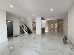 Rumah 2 Lantai Full Renovasi Nara Village Gading Serpong BSD City H lokasi di Tangerang Kota, tersedia melalui melalui situs Olx