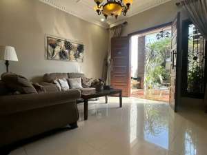 Rumah, 2 Lantai Lingkungan Komplek Perumahan Kavling Al Duren Sawit Jakarta Timur lokasi di Jakarta Timur, tersedia melalui melalui situs Olx