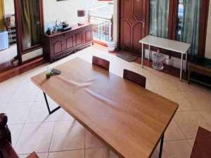 Rumah 2 LantaiRooftop Hot Sale di Tebet lokasi di Jakarta Selatan, tersedia melalui melalui situs Olx