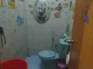 Rumah 2 Lantai Siap Huni Di Pademangan, Jakarta Utara lokasi di Jakarta Utara, tersedia melalui melalui situs Olx