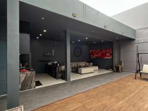 Rumah 2 Lantai, Siap Huni, Lengkap perabot, Dekat Bandara Makassar lokasi di Makassar Kota, tersedia melalui melalui situs Olx