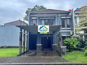 Rumah 2 Lantai Siap Huni dan Strategis di Legenda Wisata Cibubur lokasi di Bogor Kab., tersedia melalui melalui situs Olx