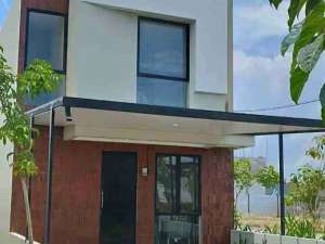 Rumah 2 Lantai Tallasa city Tamalanrea Kota Makassar lokasi di Makassar Kota, tersedia melalui melalui situs Olx