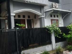 Rumah 2 Lantai Villa Bintaro Indah Jombang Ciputat4 KT 3 KM lokasi di Tangerang Selatan Kota, tersedia melalui melalui situs Olx