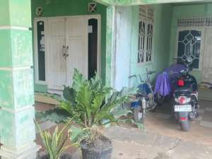 Rumah2 Toko di Jln. AMD XII. Pemurus Dalam. Banjarmasin selatan lokasi di Banjarmasin Kota, tersedia melalui melalui situs Olx