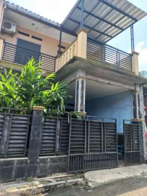 Rumah 2,5 lantai dekat GDC dan stasiun Depok lamaharga 590 juta lokasi di Depok Kota, tersedia melalui melalui situs Olx