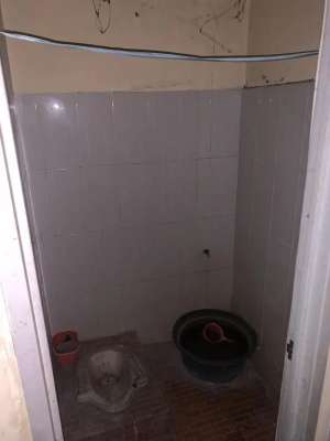 Rumah 2Lantai d Jatiasih, Bekasi lokasi di Bekasi Kota, tersedia melalui melalui situs Olx