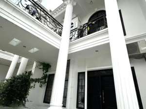 Rumah 2lt 6x13 83m type 2KT Jatisampurna Bekasi lokasi di Bekasi Kota, tersedia melalui melalui situs Olx