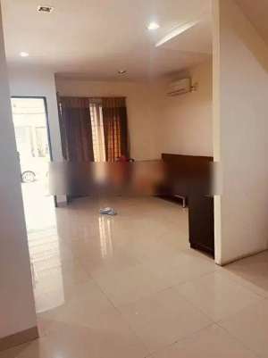 Rumah 2Lt 7x17 31KT Cluster Catalya Casa Jardin Semi Furnish Asri lokasi di Jakarta Barat, tersedia melalui melalui situs Olx