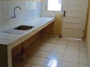 RUMAH 3 KAMAR DI KARANG TENGAH, TANGERANG. PALEM GANDA ASRI 3 lokasi di Tangerang Kota, tersedia melalui melalui situs Olx