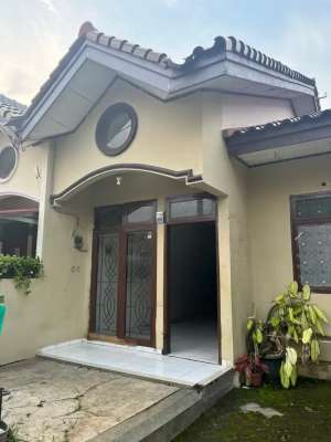RUMAH 3 KAMAR DI MANGUNJAYA, TAMBUN SELATAN, BEKASI. lokasi di Bekasi Kab., tersedia melalui melalui situs Olx