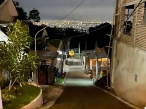 Rumah 4-KTDP 0 pasir impun atas hanya15 menit ke terminal cicaheum lokasi di Bandung Kota, tersedia melalui melalui situs Olx