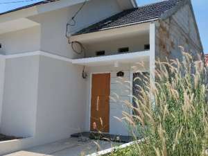 Rumah 450 all in Sadang Purwakarta lokasi di Purwakarta Kab., tersedia melalui melalui situs Olx