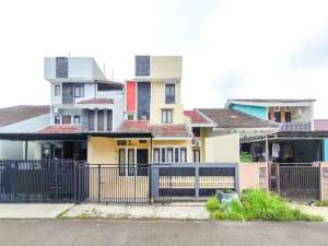 Rumah 5 Kamar Tidur 15 menit ke The Breeze BSD City Siap KPRJ-39746 lokasi di Tangerang Selatan Kota, tersedia melalui melalui situs Olx