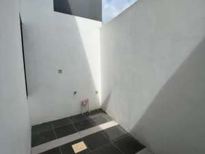 Rumah 600jutaan Wonorejo Indah Rungkut lokasi di Surabaya Kota, tersedia melalui melalui situs Olx