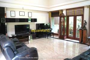 RUMAH 700 m2 RASA 1000 m2 DI VERMONT PARKLAND BSD lokasi di Tangerang Selatan Kota, tersedia melalui melalui situs Olx