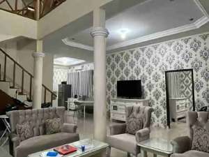 Rumah Antapani 2 lantai Jual Cepat Antapani Kulon lokasi di Bandung Kota, tersedia melalui melalui situs Olx