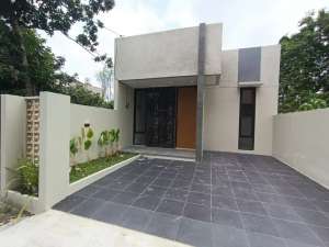 Rumah Asri Legalitas Pasti Dekat Stadion Maguwoharjo lokasi di Sleman Kab., tersedia melalui melalui situs Olx