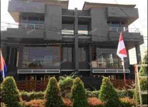 RUMAH ASRI MEWAHSIAP HUNI ADA LIFT DEKATTHE PARK PEJATEN lokasi di Jakarta Selatan, tersedia melalui melalui situs Olx