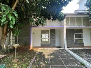 Rumah Asri Strategis 15 menit ke RSU Hermina Serpong Siap Huni J-39844 lokasi di Tangerang Selatan Kota, tersedia melalui melalui situs Olx