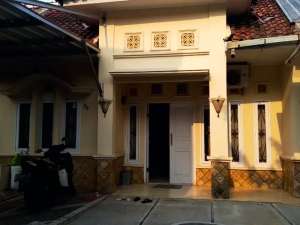 Rumah Bagus 2 Lantai Siap Huni Dekat Pusat Kota Cianjur lokasi di Cianjur Kab., tersedia melalui melalui situs Olx