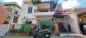 Rumah Bagus 250m2 di Perum One Gates Sistem Sumber, Solo lokasi di Rembang Kab., tersedia melalui melalui situs Olx