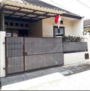 Rumah Bagus di Cluster Nuri Bintaro Dekat Stasiun Jurangmangu Tangsel lokasi di Jakarta Selatan, tersedia melalui melalui situs Olx