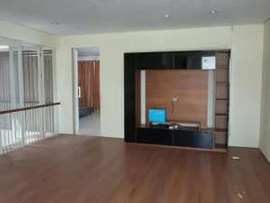 Rumah Bagus Grand Eastwood Citraland lokasi di Surabaya Kota, tersedia melalui melalui situs Olx