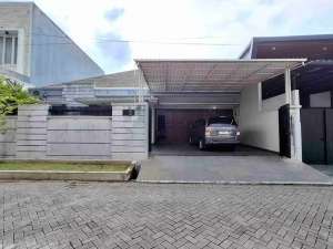 Rumah Bagus Hitung Tanah lokasi di Surabaya Kota, tersedia melalui melalui situs Olx