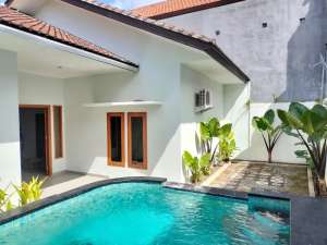 Rumah Bagus, Lega dan Terang di Jimbaran Dekat Sidewalk Mall dan Kampus Udayana lokasi di Kab. Badung, tersedia melalui melalui situs Olx